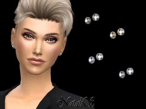 Round crystal stud earrings